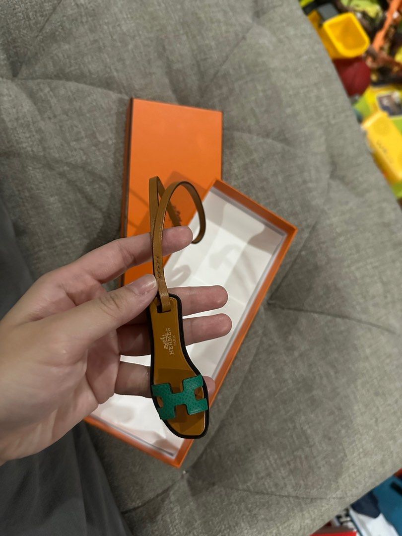 Hermes Oran Nano Charm (Category: Luxury Bags & Wallets) located in Quezon City. Submitted by steph_hgo (Listing ID 1231499115, Image 2). Description: Brand new Hard to find Hermes Oran Nano Charm Color: Malachite.