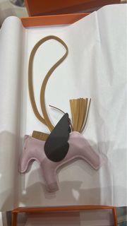 （分類：）位於 。 由 hamsterswardrobe 提交（商品編號 1231523350，圖片 1）。簡介： 。
