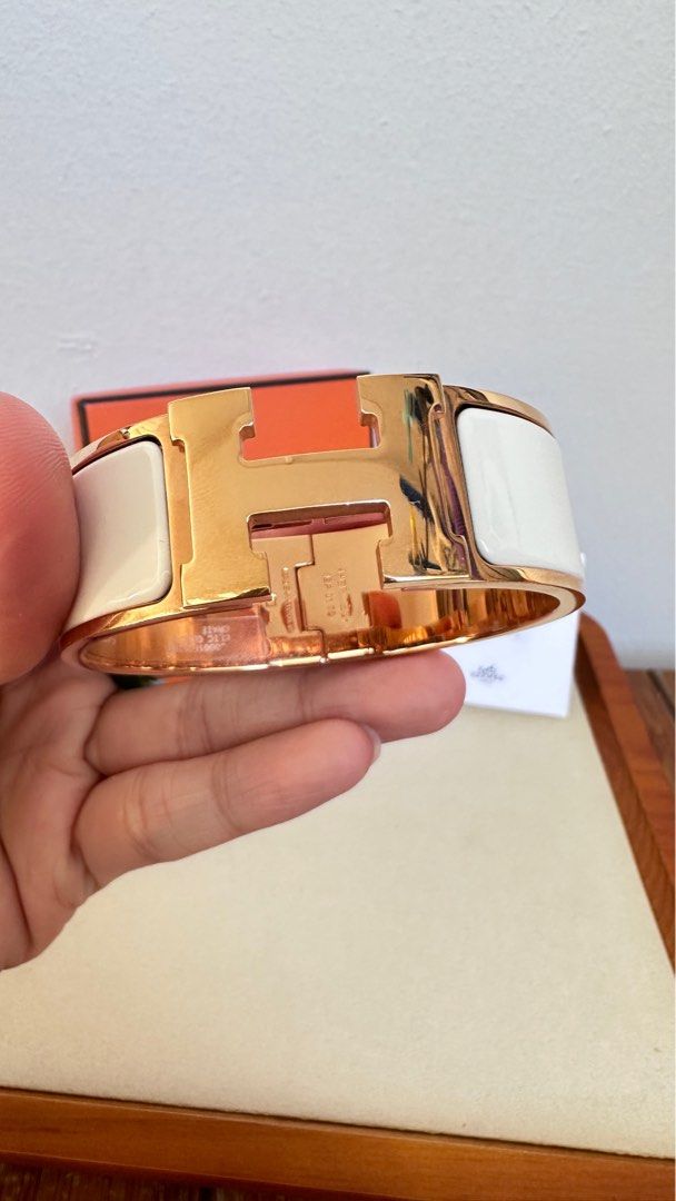 Gold h bracelet new arrivals