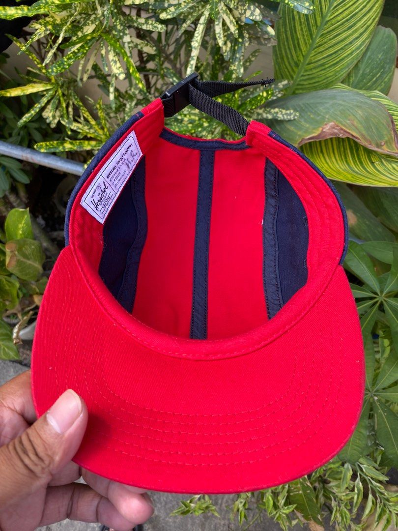 Herschel 5 panel shop