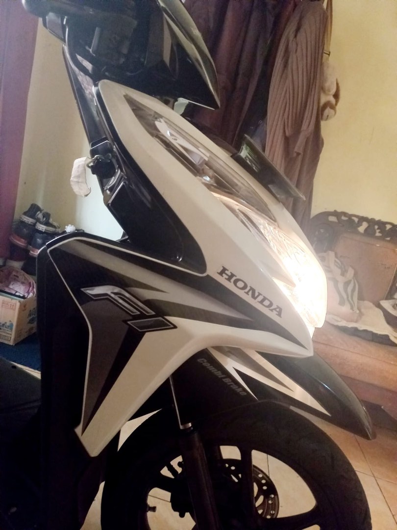 Honda vario FI 125cc, Motor di Carousell