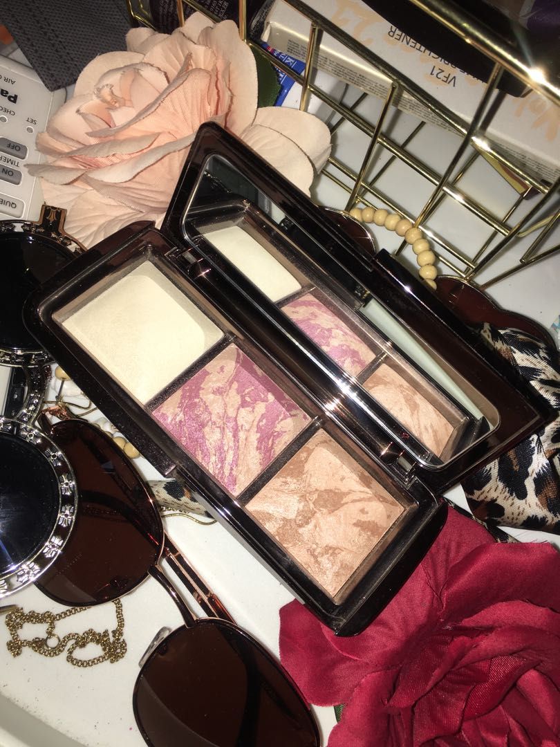 HOURGLASS Ambient Lighting Diffused Edit Palette, Beauty & Personal
