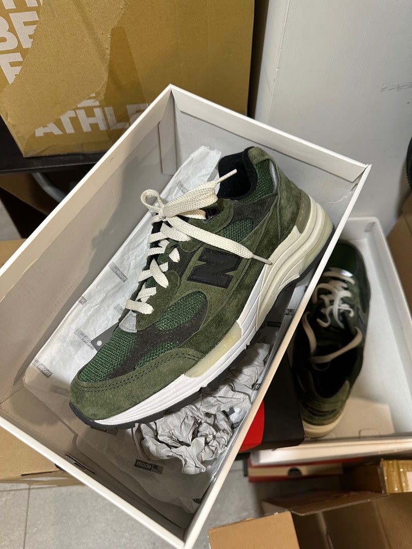 JJJJound x New Balance 992 Green M992JJ, 他的時尚, 鞋, 運動鞋在