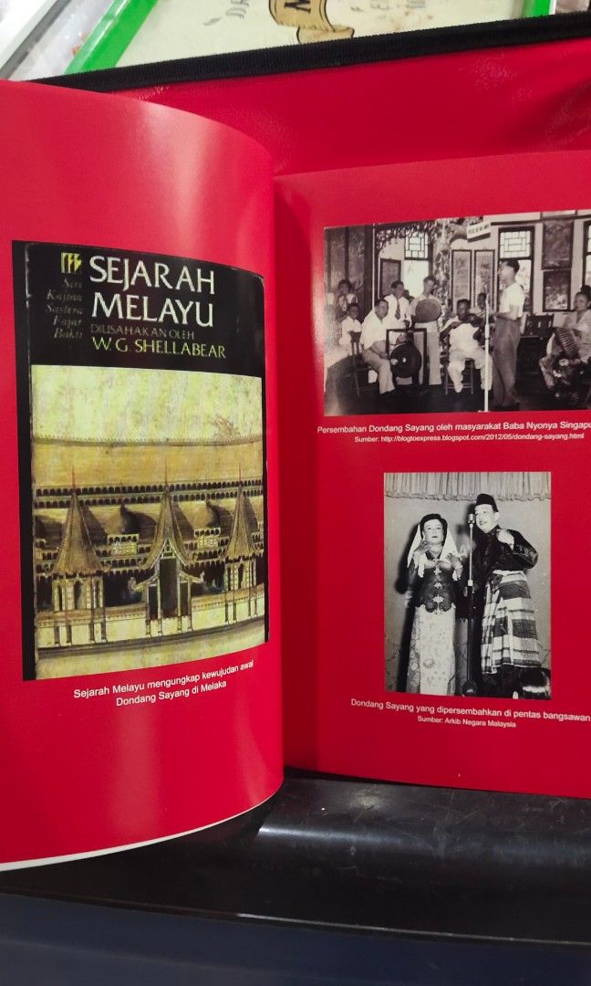 Komplikasi Lagu Pantun Oleh Nyonya Tan 50 Hobbies Toys Books komplikasi-lagu-pantun-oleh-nyonya-tan-50-hobbies-toys-books