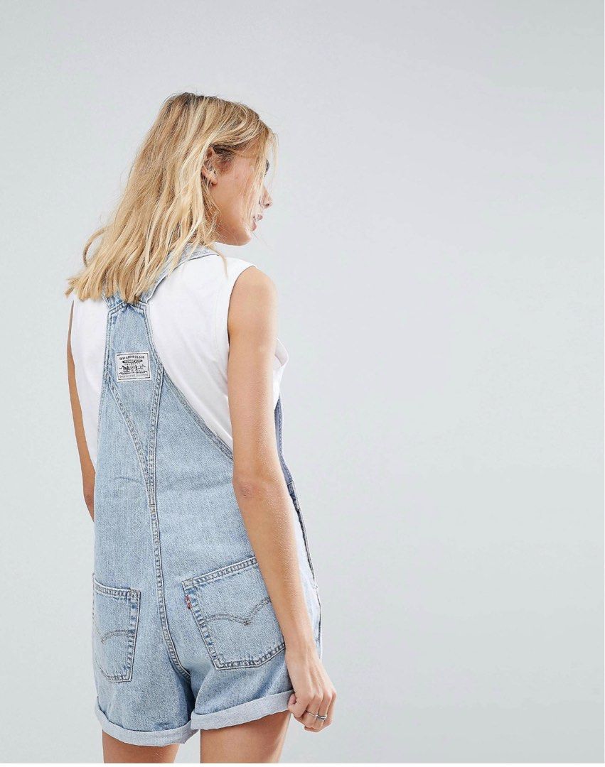 Levis short dungarees top