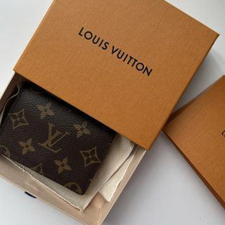 Original LV card holder “, Luxury, Bags & Wallets on Carousell