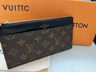 Louis Vuitton MONOGRAM 2021 SS Slim purse (M80390)