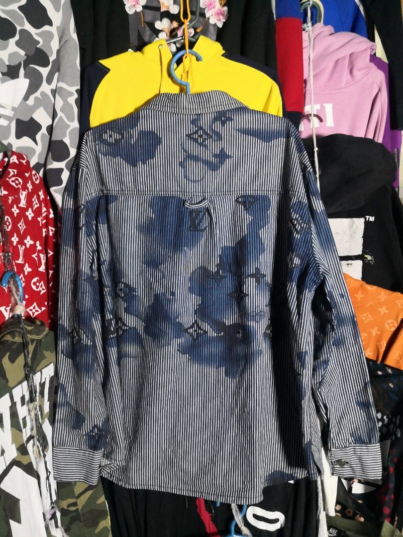 LOUIS VUITTON Striped Monogram Denim Shirt Watercolor Overshirt Western Workwear  LV, Fesyen Pria, Pakaian , Atasan di Carousell