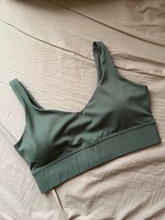 (L-XL) Padded Sports Bra