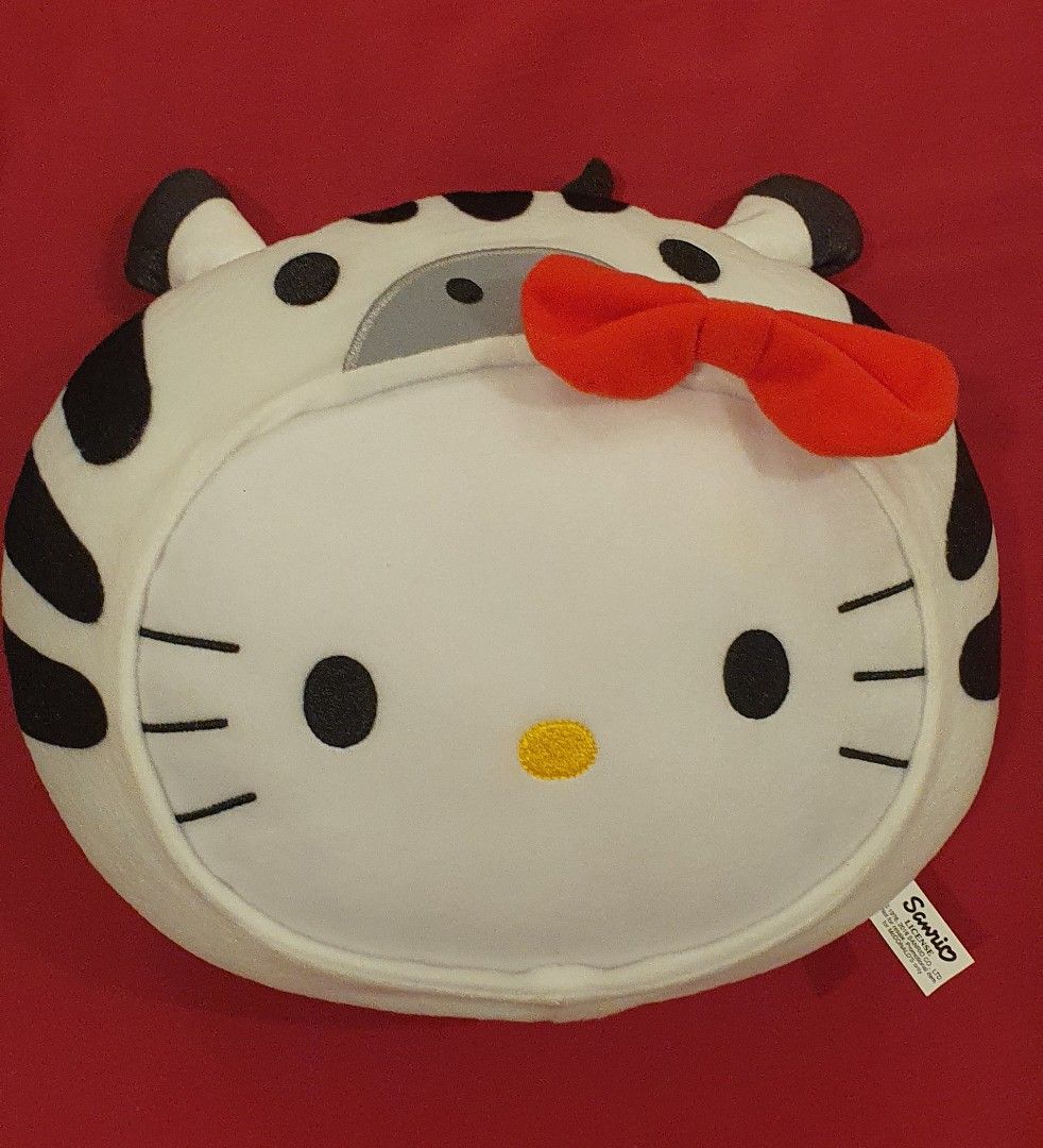 McDonald s Philippines Official Sanrio Hello Kitty Pillow Hobbies Toys Memorabilia Collectibles Vintage Collectibles on Carousell