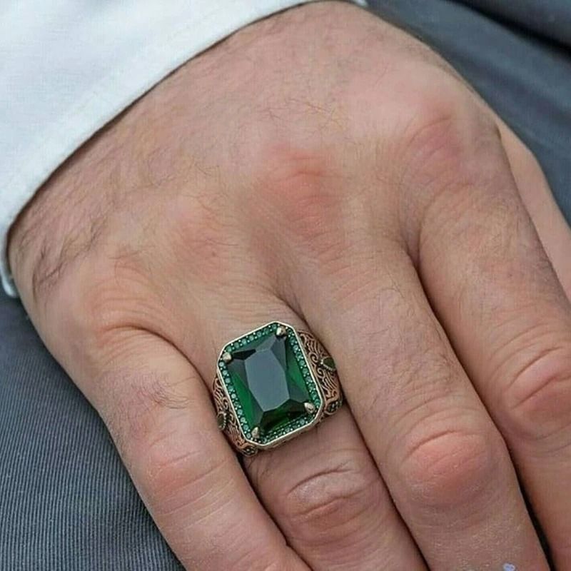 Mens emerald signet ring online