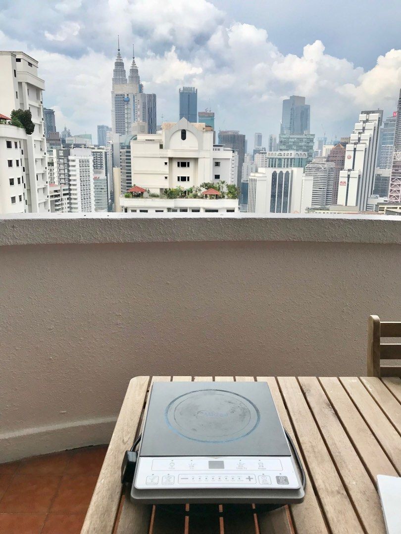 Midea 1600W Electric Stove (DM for video of its functioning as proof