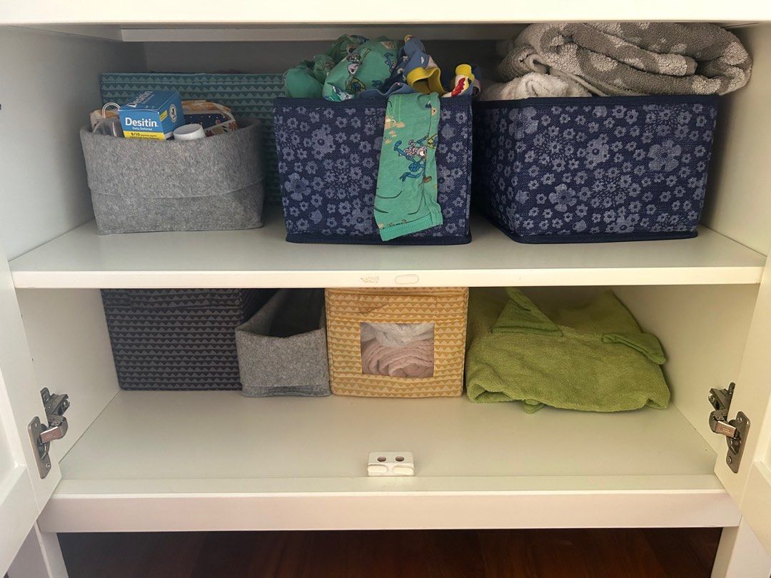 Mothercare white wooden changing unit with storage, Babies & Kids, Baby