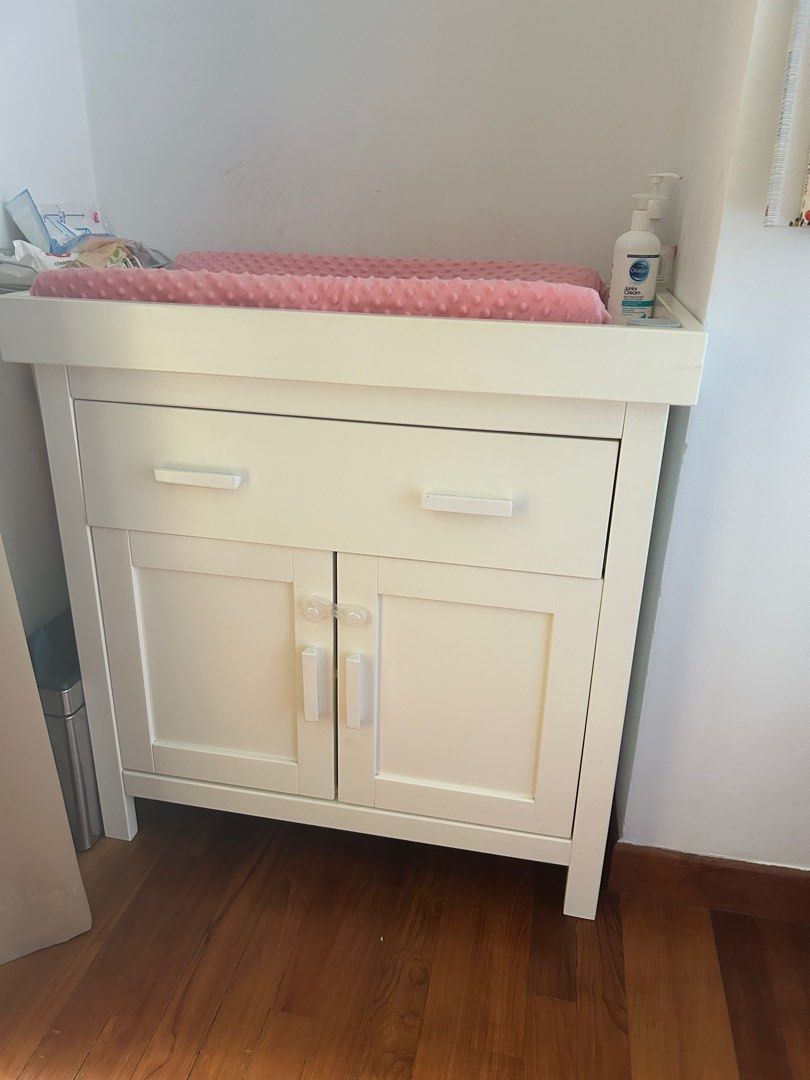 Mothercare white wooden changing unit with storage, Babies & Kids, Baby