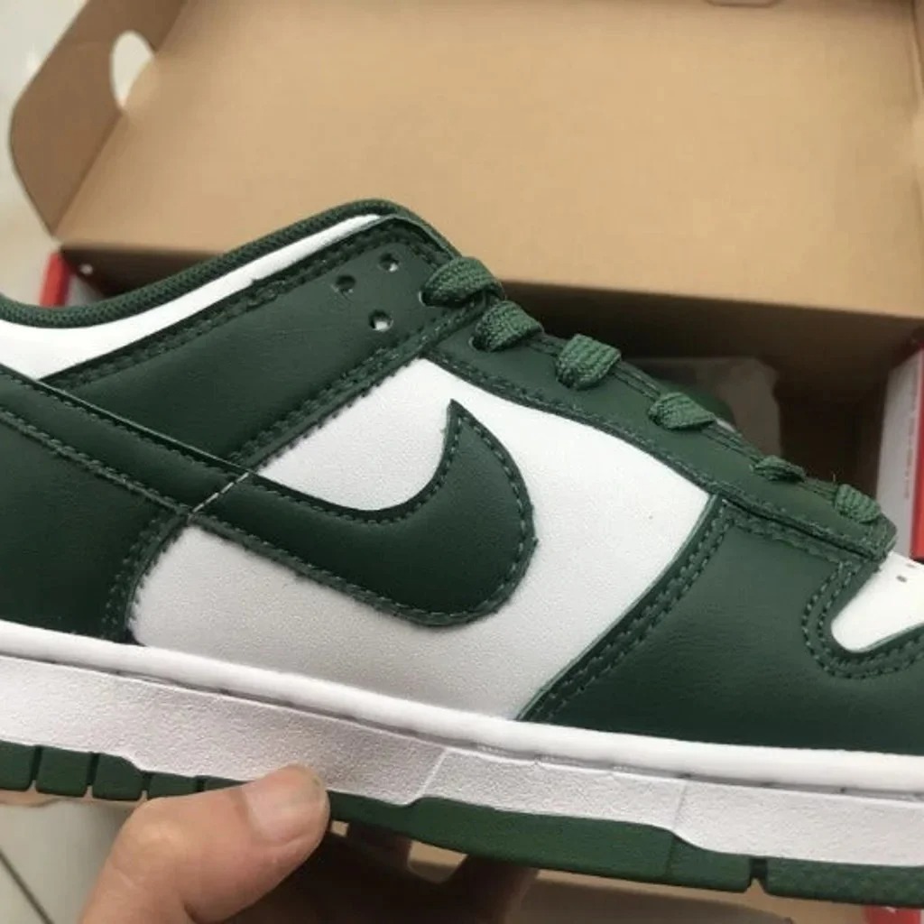 dunk low retro varsity green
