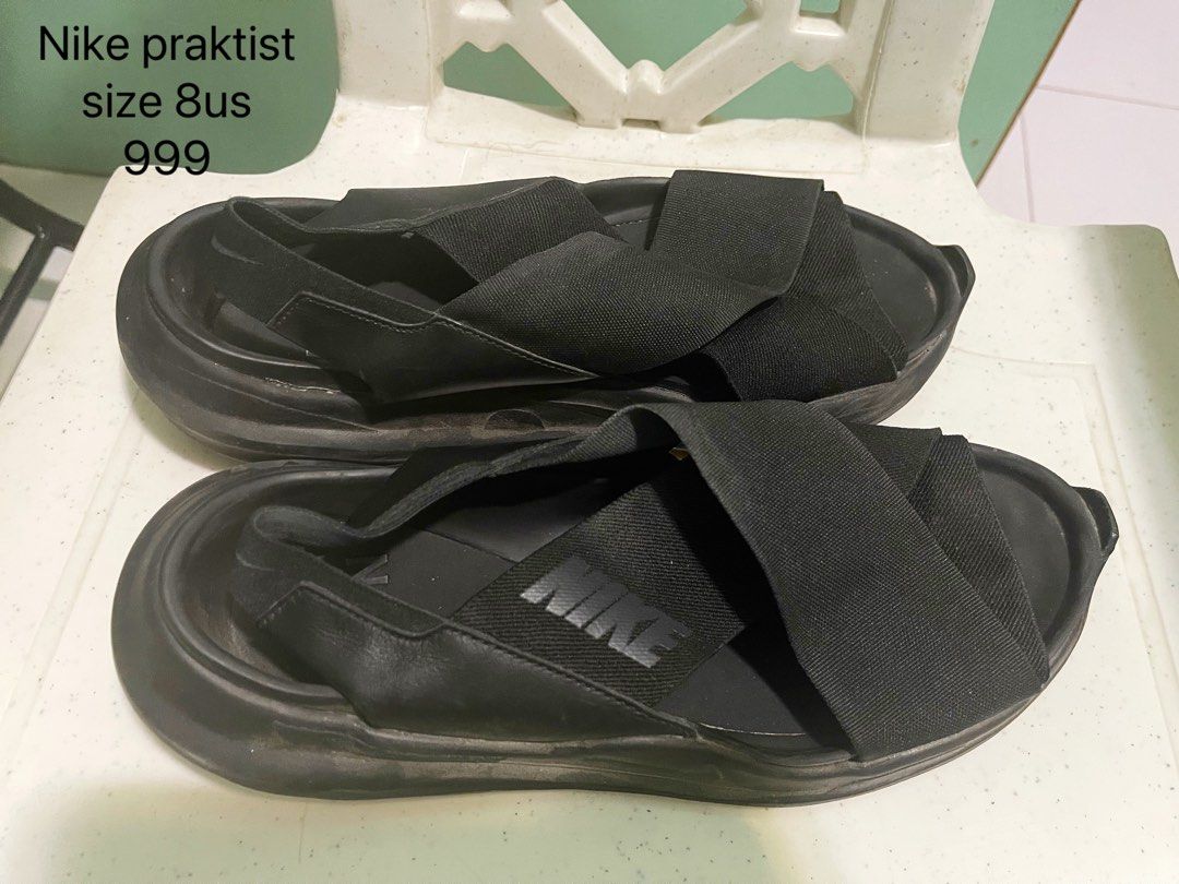 Nike wmns praktist deals