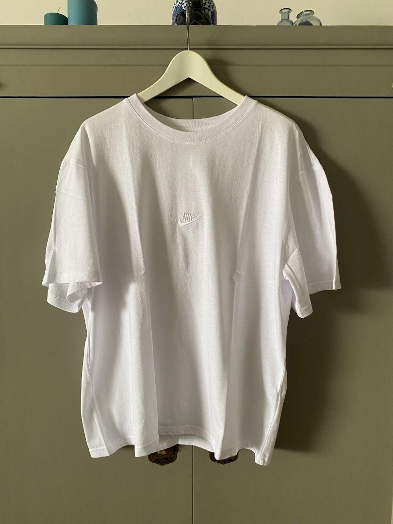 Nike Workout Tshirt White Size M Like New incl Free Delivery