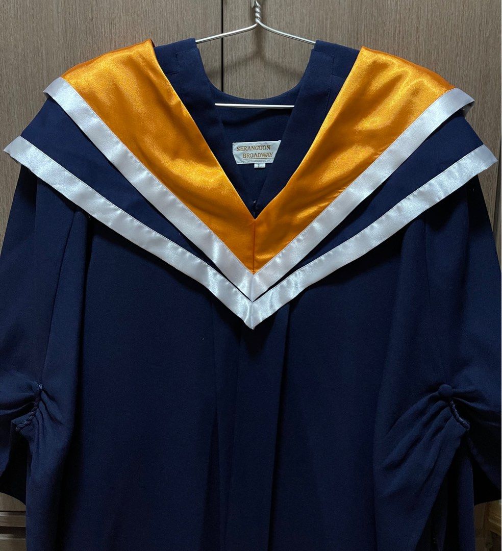 NTU Graduation Gown , Size L ( Orange edged with white), Men's Fashion ...