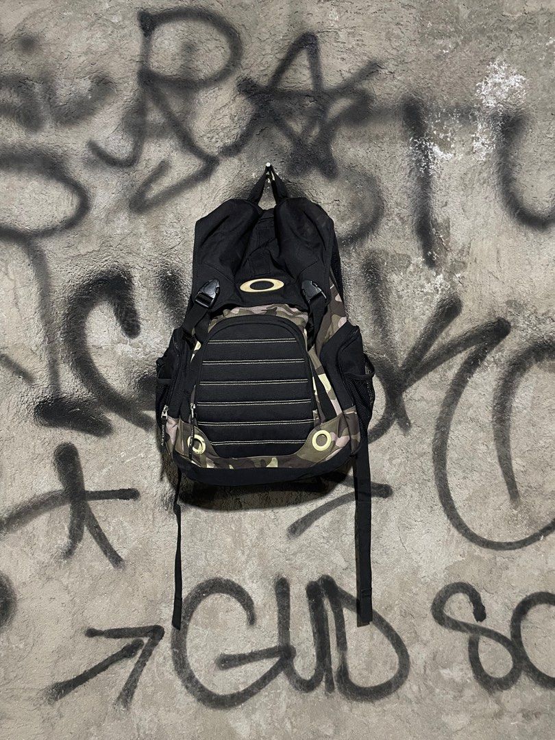 Oakley 2025 overdrive backpack