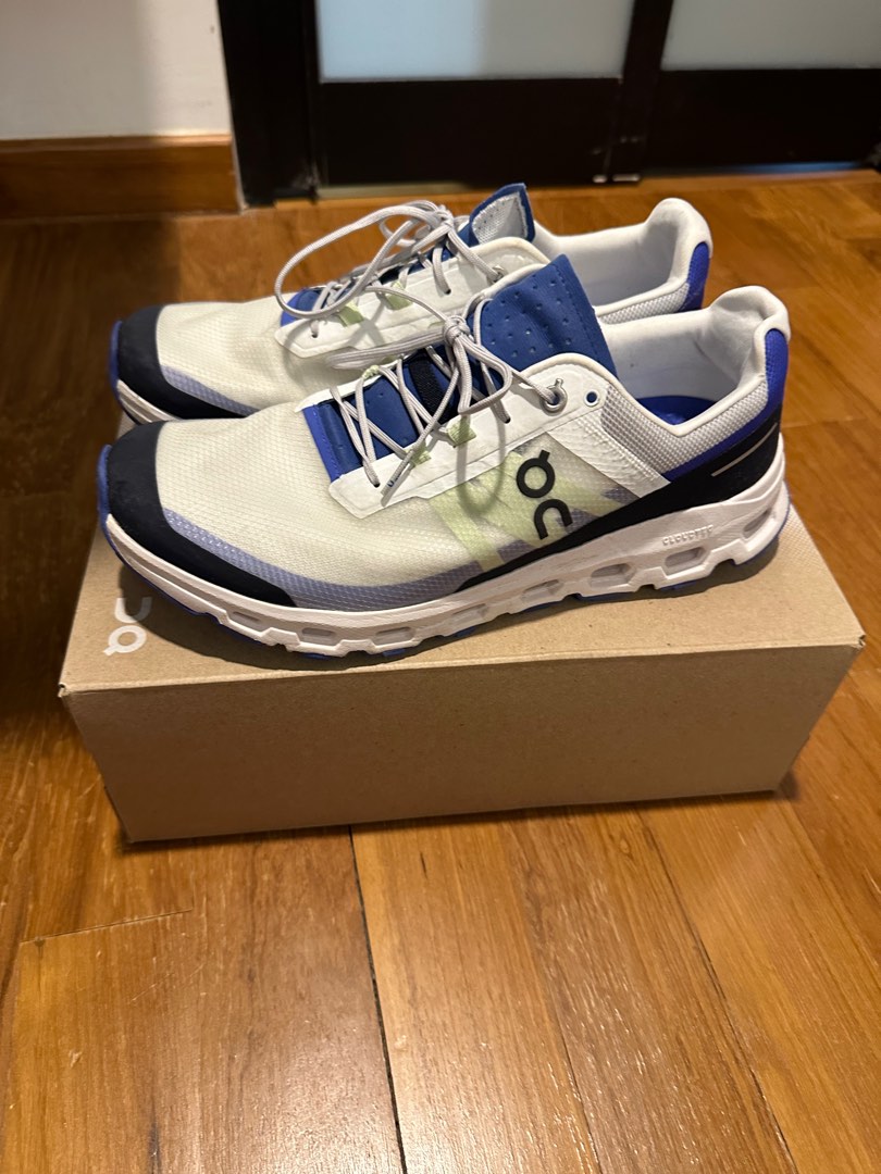 On running cloud Vista, Men's Fashion, Footwear, Sneakers on Carousell