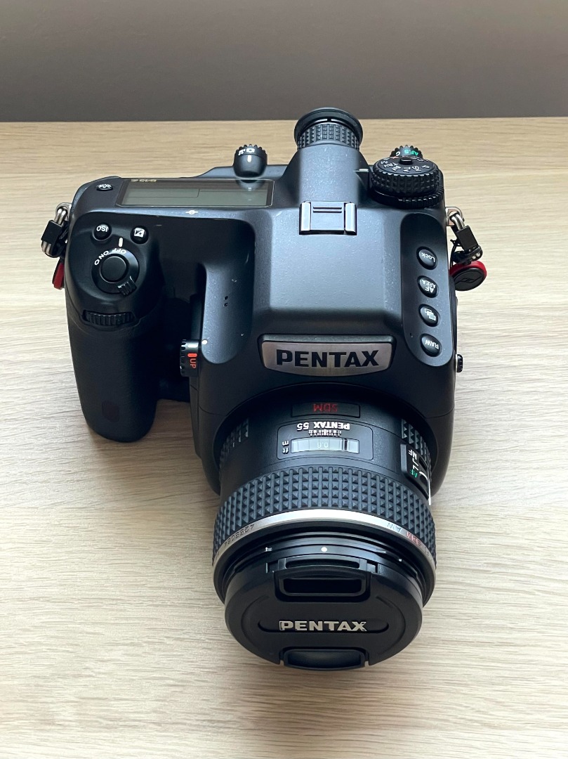Pentax 645z Medium Format Digital Camera with 55mm F2.8 Lens