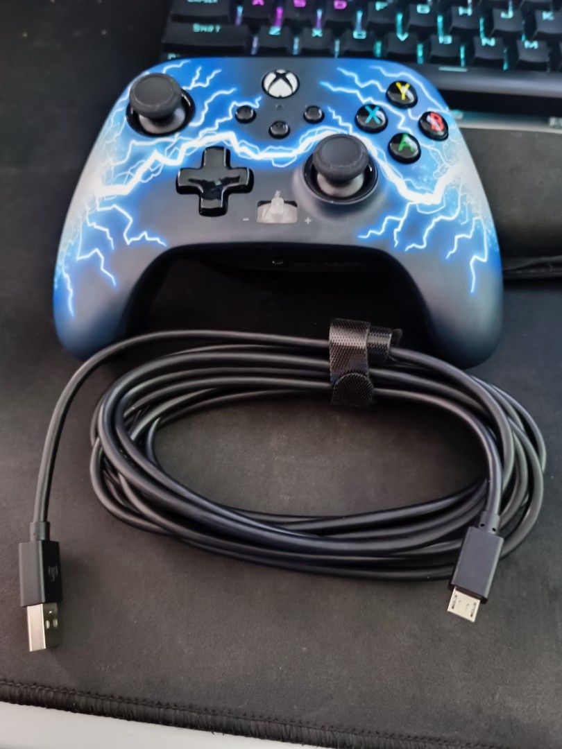 PowerA Enhanced Wired Controller for Xbox Series XS, Xbox One, Windows