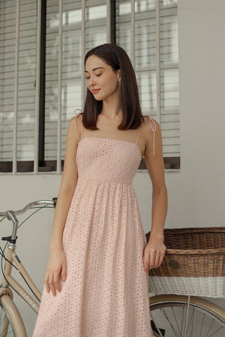 PRETTY IN EYELET TIE STRING MAXI DRESS MADEBYLOVET SALMON PINK