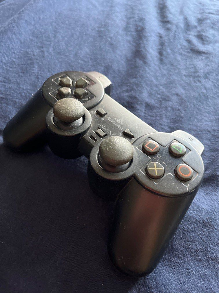 PS2 Controller (Category: Controllers) located in Singapore. Submitted by charliebrownie (Listing ID 1231504117, Image 1). Description: Not for use, collectible purpose.
