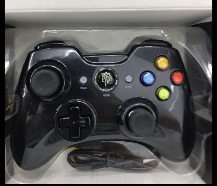 PS3 controller (Category: Controllers) located in Singapore. Submitted by fast_good_and_cheap (Listing ID 1231553343, Image 1). Description: Blk 467B yishun Ave 6 Yishun mrt .