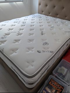 (Category: ) located in . Submitted by ms.chua (Listing ID 1231503112, Image 1). Description: .