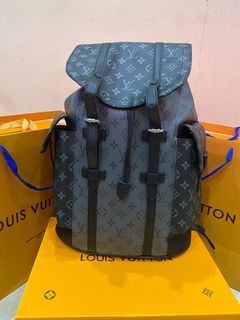 Louis Vuitton back pack tas ransel LV original paling kuat dan best seller  seri ini jual murah jual rugi kondisi masih like new dan very good