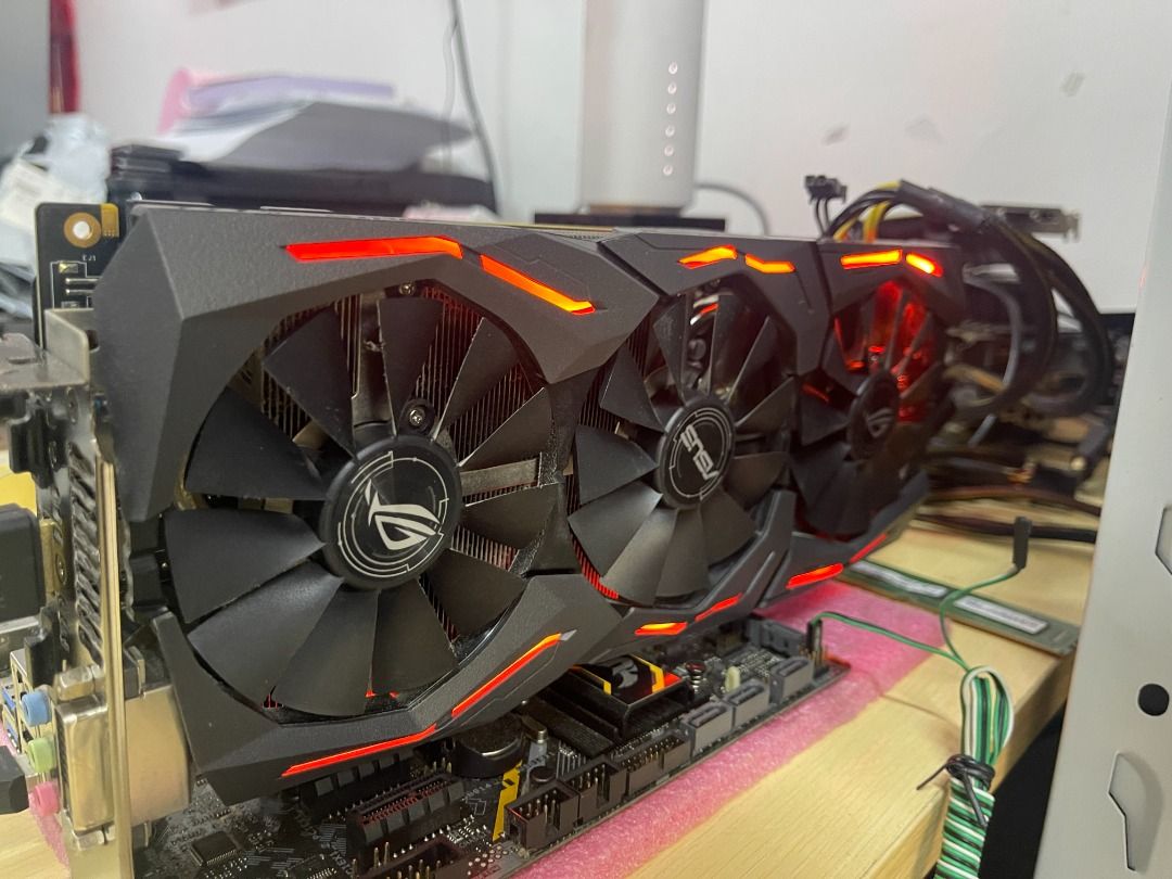 ROG-STRIX-GTX1080-O8G-GAMING ASUS ROG Strix GeForce® GTX 1080 完勝