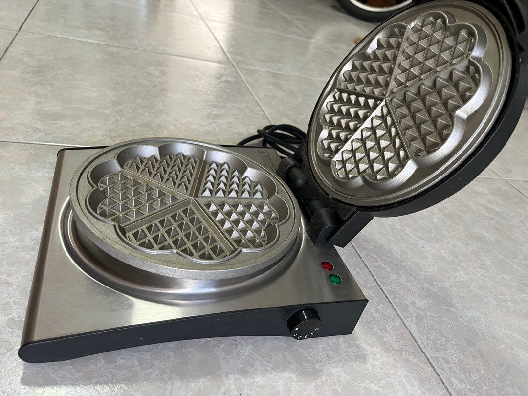 Rommelsbacher Waffle Maker, Silver/Black, Furniture & Home Living