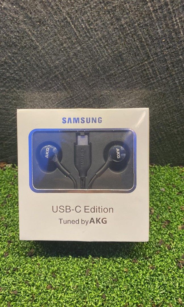 SAMSUNG HEADPHONE TYPE-C (Category: Earphones) located in Manila. Submitted by milasgadgetph (Listing ID 1231443414, Image 2). Description: SAMSUNG HEADPHONE TYPE-C SAMSUNG 25W ADAPTER -700 SAMSUNG 45W ADAPTER -950 TYPE-C TYPE-C to TYPE-C CABLE ONLY-400 ADAPTER 25W -550 ADAPTER 45W -700 🍂GOOD QUALITY 🍂HIGH QUALITY 🍂SUPER FAST CHARGING 🍂Payment method% ✨Gcash ✨BPI 🍂Shipping ✨LBC ✨JNT (PAYMENT FIRST) ✨LALAMOVE 🍁SAMEDAY DELIVERY AROUND MANILA 