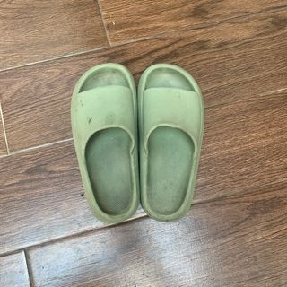 Sandal karet