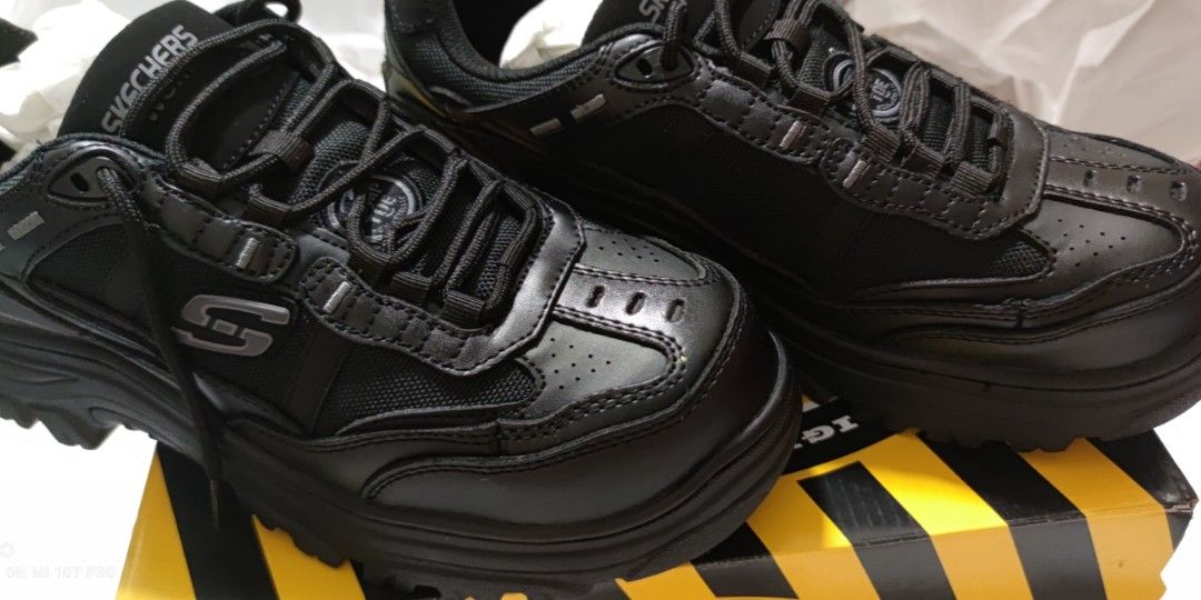 sketchers safety boots