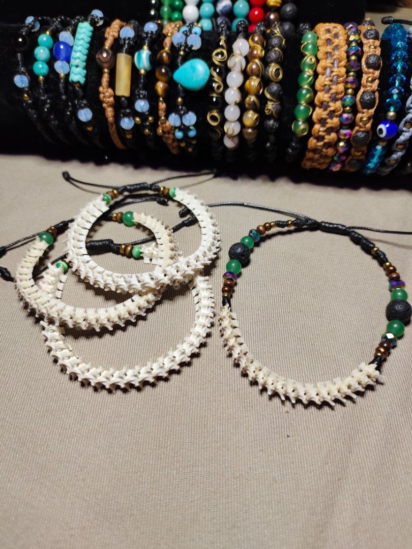 Snake spine bracelet top