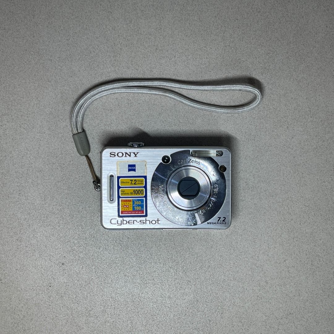 Sony Cybershot DSCW70, Photography, Cameras on Carousell