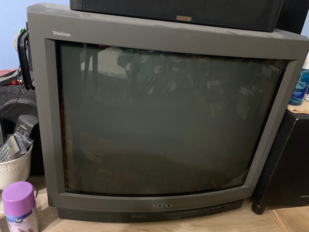 Sony Trinitron 25 inches, TV & Home Appliances, TV & Entertainment, TV