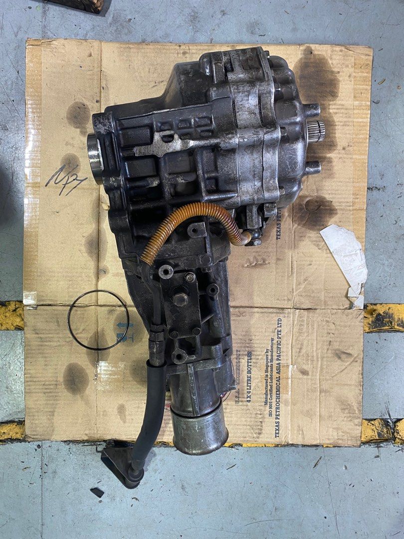 Spare transfer case for Evo x, Car Accessories, Accessories on Carousell