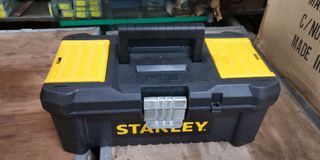 STANLEY ESSENTIAL SERIES METAL LATCH TOOL BOX 12.5" MODEL. 75-515 ( 4kg. Capacity)
