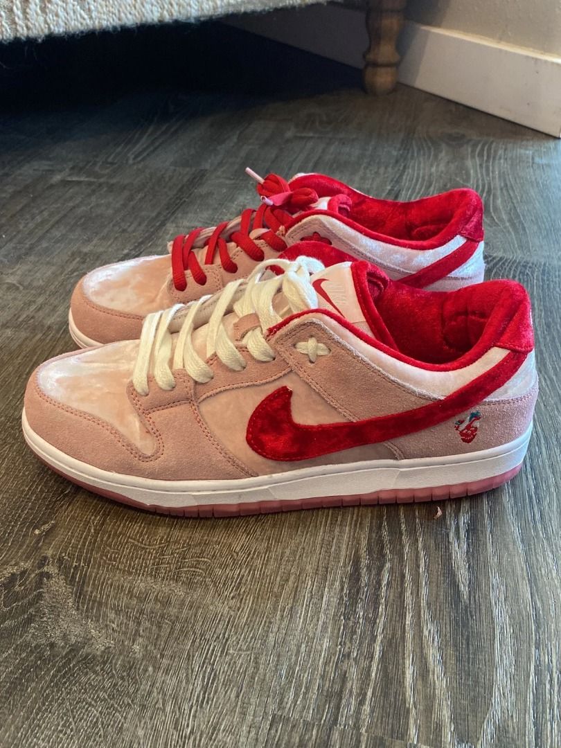 strange love dunks bottom