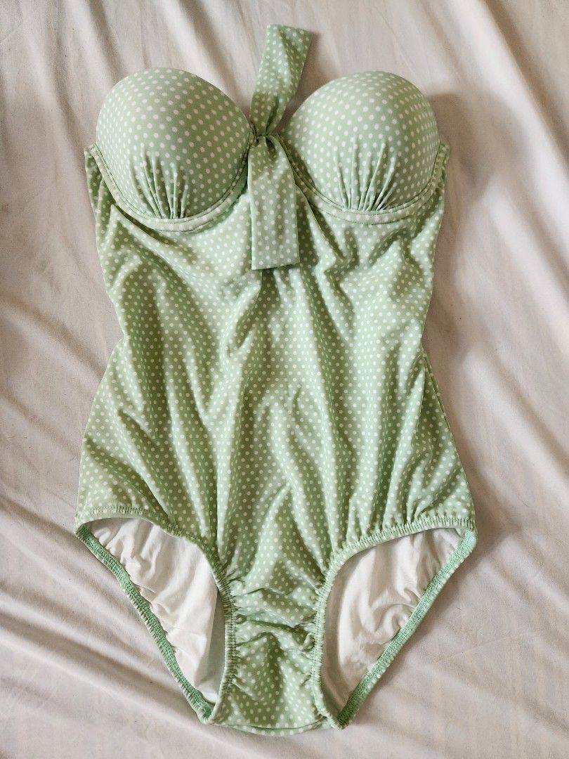 Swimsuit coralmnl (Category: Bikinis & Swimsuits) located in Cainta. Submitted by doctordeclutter (Listing ID 1231554248, Image 1). Description: .