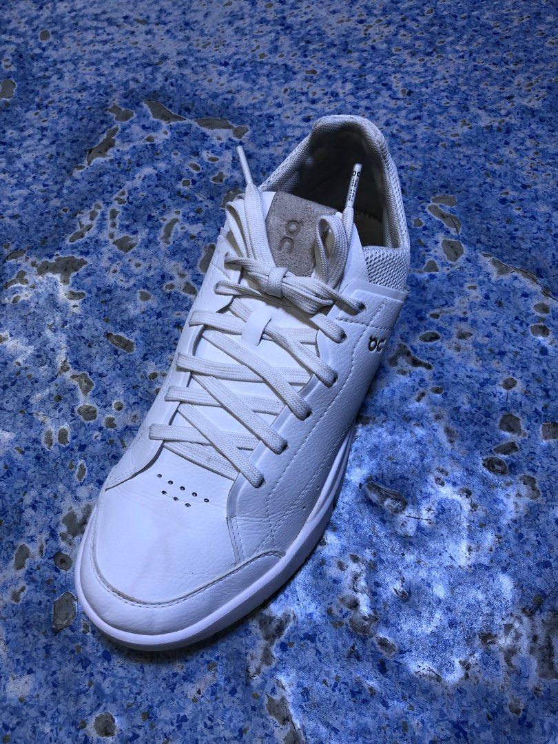 Swiss Engineering On the Roger Advantage All White(27 cm) (Category: Sneakers) located in Baguio. Submitted by master_of_brands (Listing ID 1231591504, Image 3). Description: Authentic Swiss Engineering On the Roger Advantage All White (Unisex) Size 9 US Men’s/27 cm/42 Europe/10 US Women’s Slightly used Light stain on toe part Thick outsole No box Bought in 🇺🇸 In excellent condition .