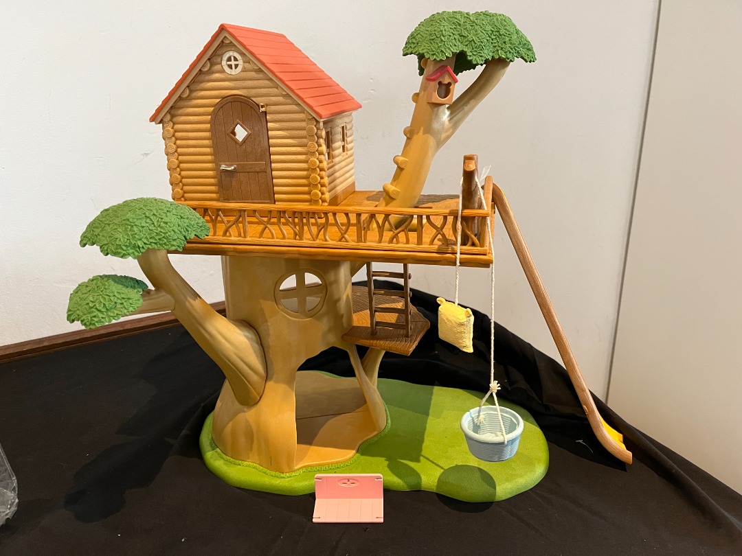 Sylvanian families Treehouse, Hobbies & Toys, Toys & Games on Carousell