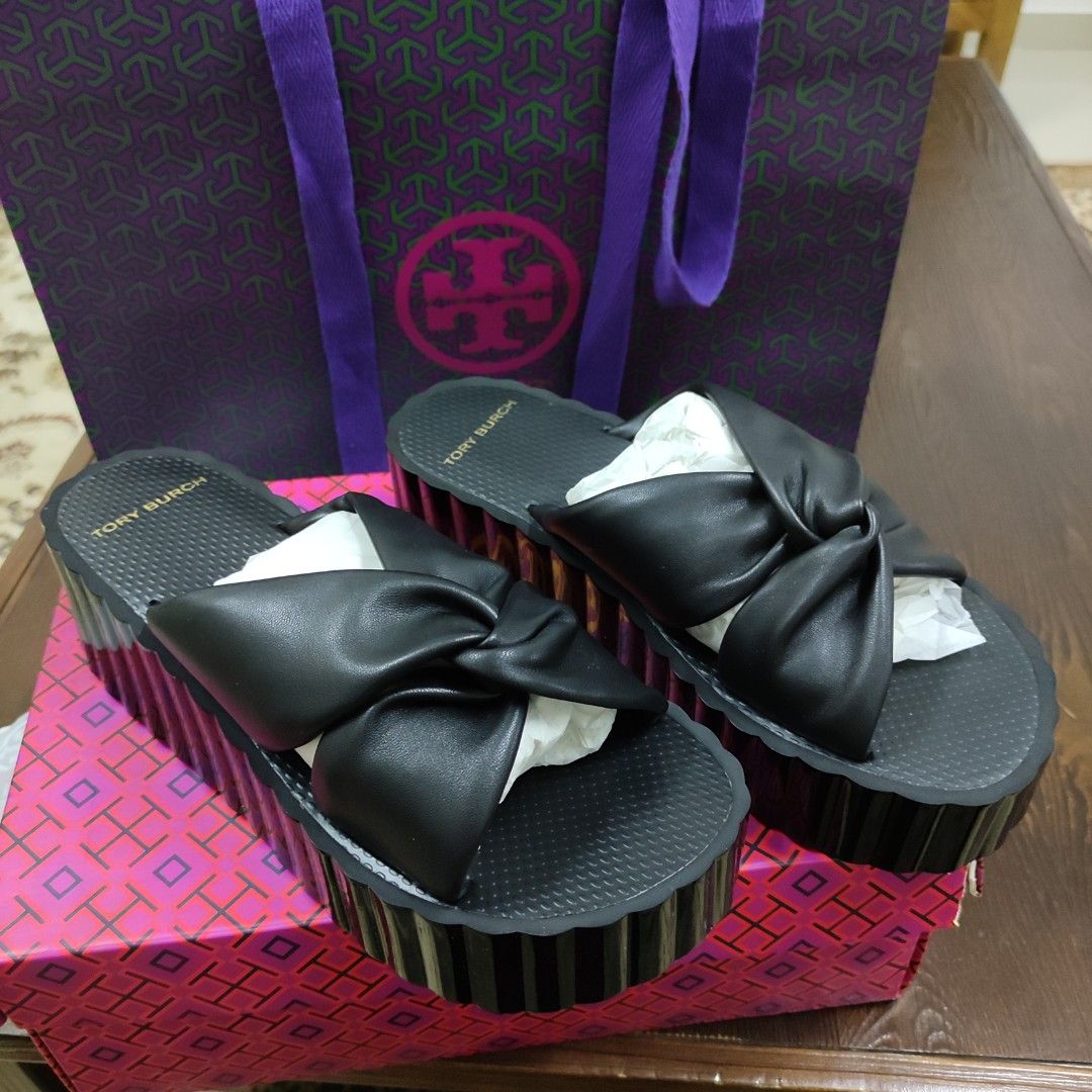 Tory burch knotted scallop wedge slide sales