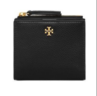 Tory Burch Robinson Passport Black Royal Navy Textured Leather Continental  Wallet 