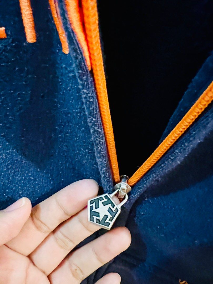 Tribal gear jacket hoodie outerwear (Category: Coats, Jackets and Outerwear) located in Naga. Submitted by jmbb018 (Listing ID 1231558063, Image 2). Description: With minimal lint Color rate 9.5/10 VGUC .