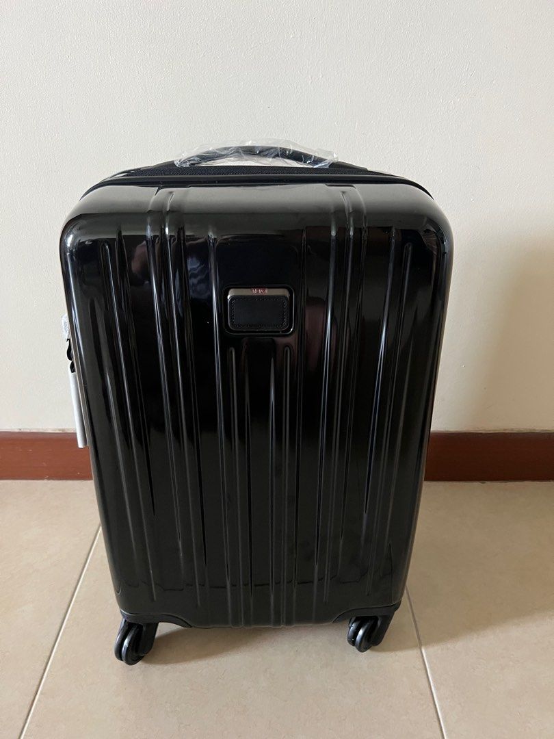 Tumi V3 Cabin Luggage Carry on Suitcase Polycarbonate Hobbies