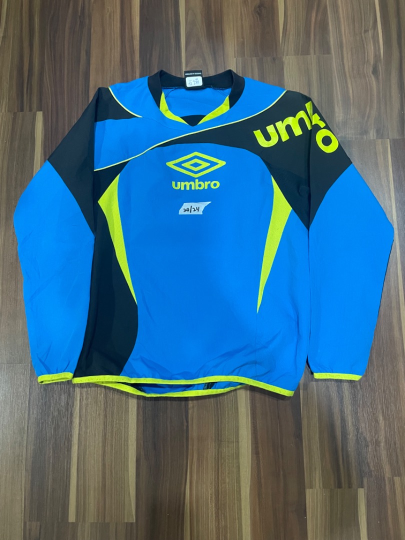 Umbro Football Gear Men s Fashion Coats Jackets and Outerwear